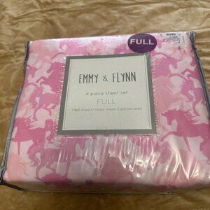 Emmy and Flynn Full size sheet set